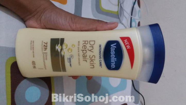 Vaseline dry skin repair